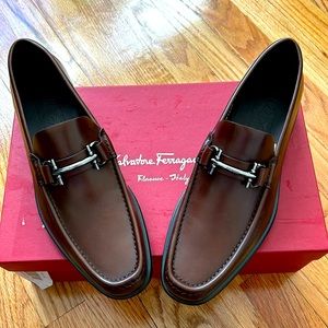 Salvatore Ferragamo Morrice Loafer/Auburn Calf/Size7D